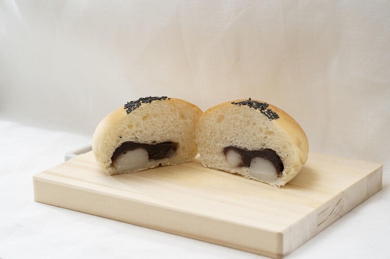 OTS JAPANESE MOCHI AN PAN (RED BEAN WITH MOCHI)